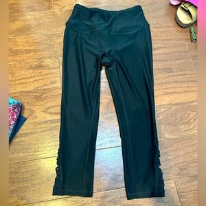 Reebok Black Crop Athletic Mesh Leggings Size Small